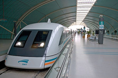 Скоростной поезд Maglev (Маглев) в Шанхае,  расписание и фото