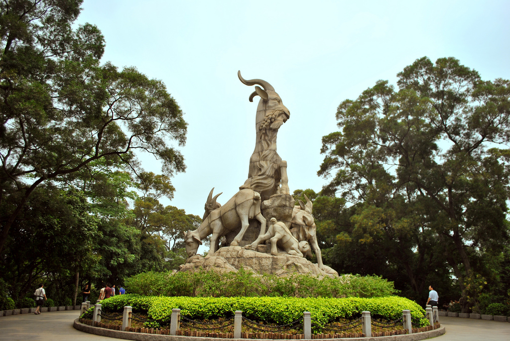Статуя козлов - символ Гуанчжоу