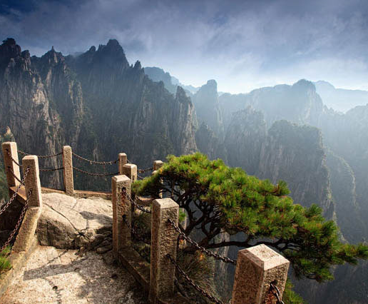 Горы Хуаншань - тропа для туристов