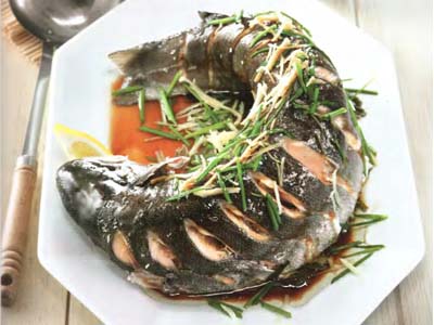 Рыба в ресторане Гуанчжоу