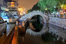 Вечер в Сучжоу - мост и канал