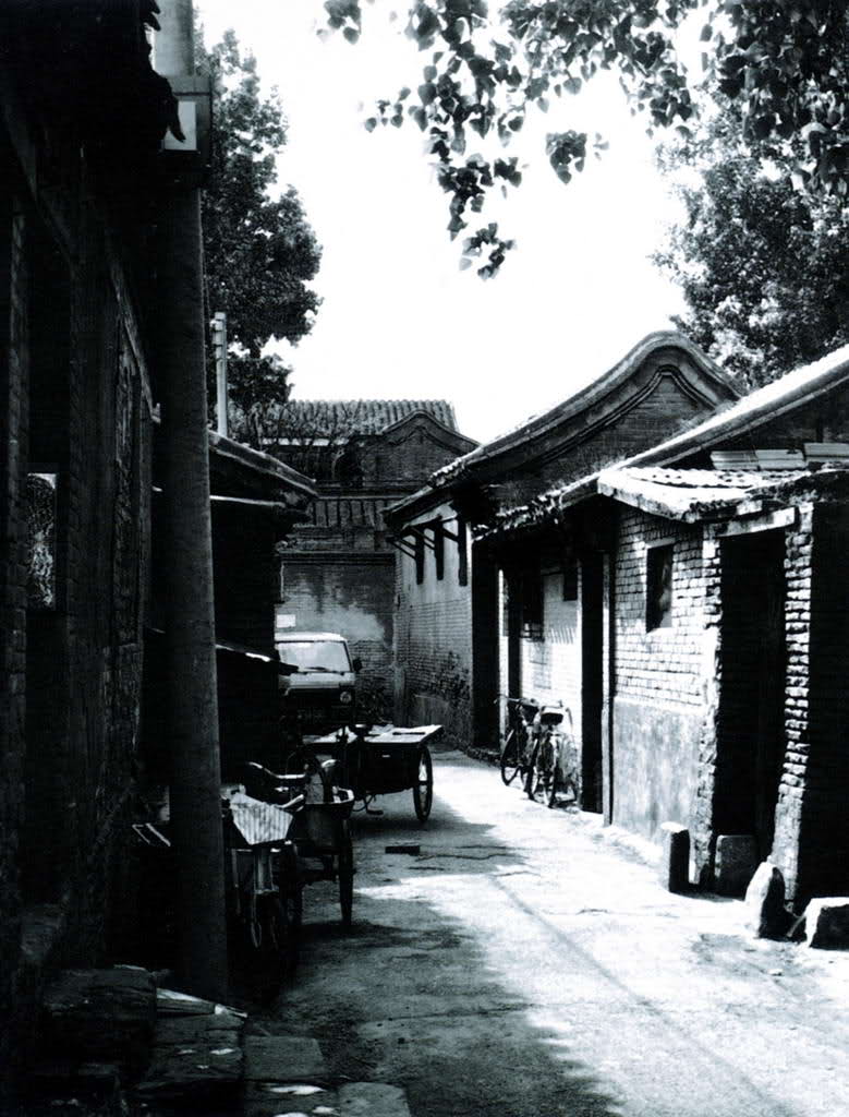 Город Гуанчжоу - старые дома на маленькой улице